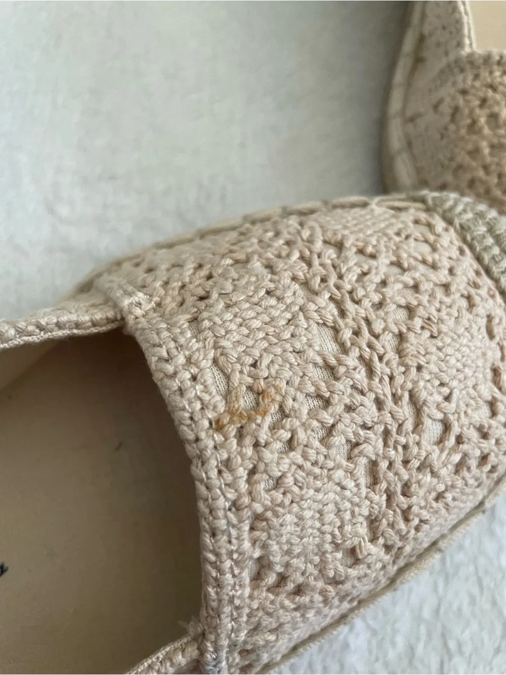American Eagle Outfitters Women's size 6 Cream Crochet Slip-On Flats